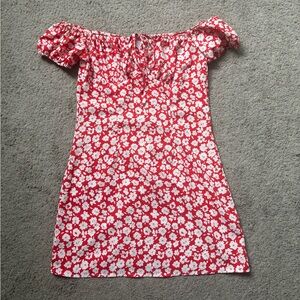 Red floral print mini dress - size small